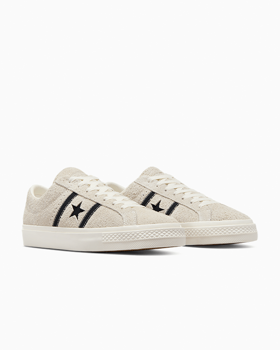 One Star Academy Pro Suede