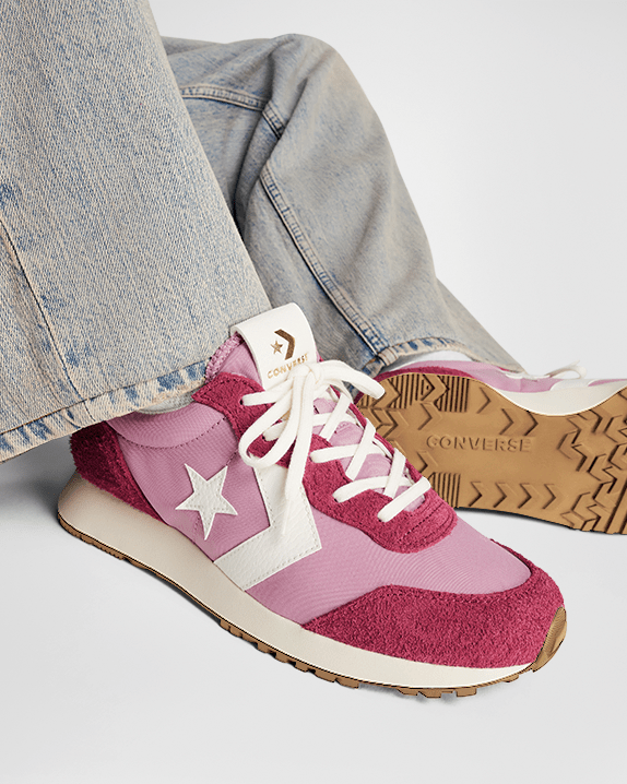 Converse Omega Trainer